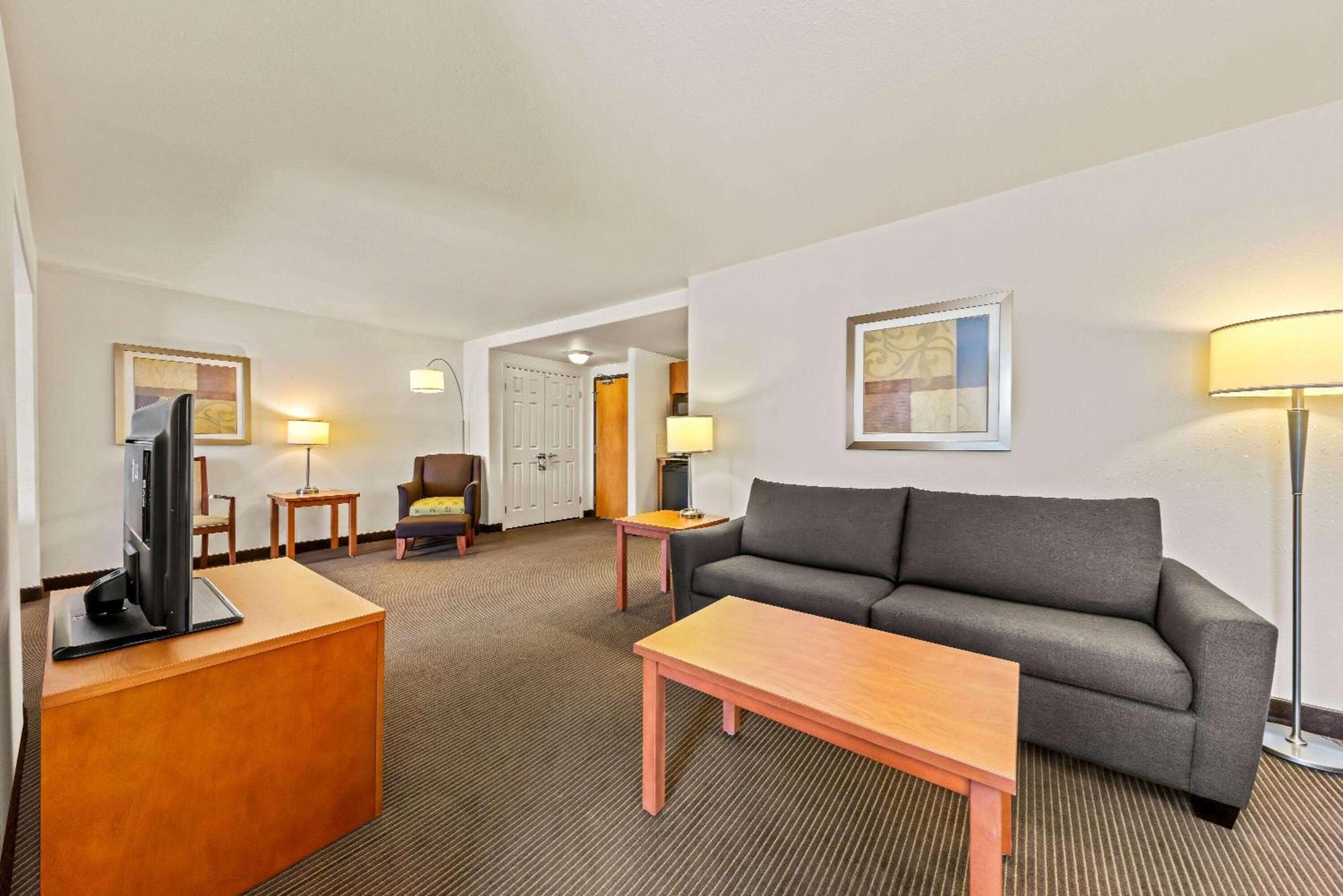 Hotel Wingate By Wyndham South