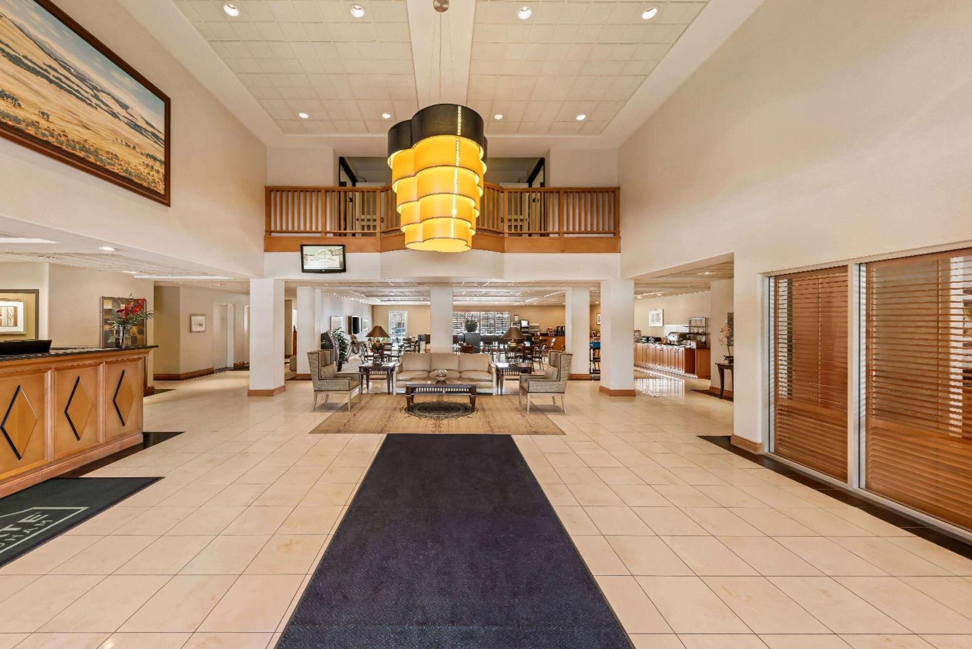 Hotel Wingate By Wyndham South 3*