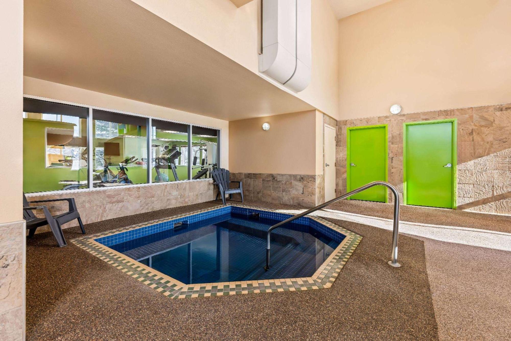 Hotel Wingate By Wyndham South Calgary