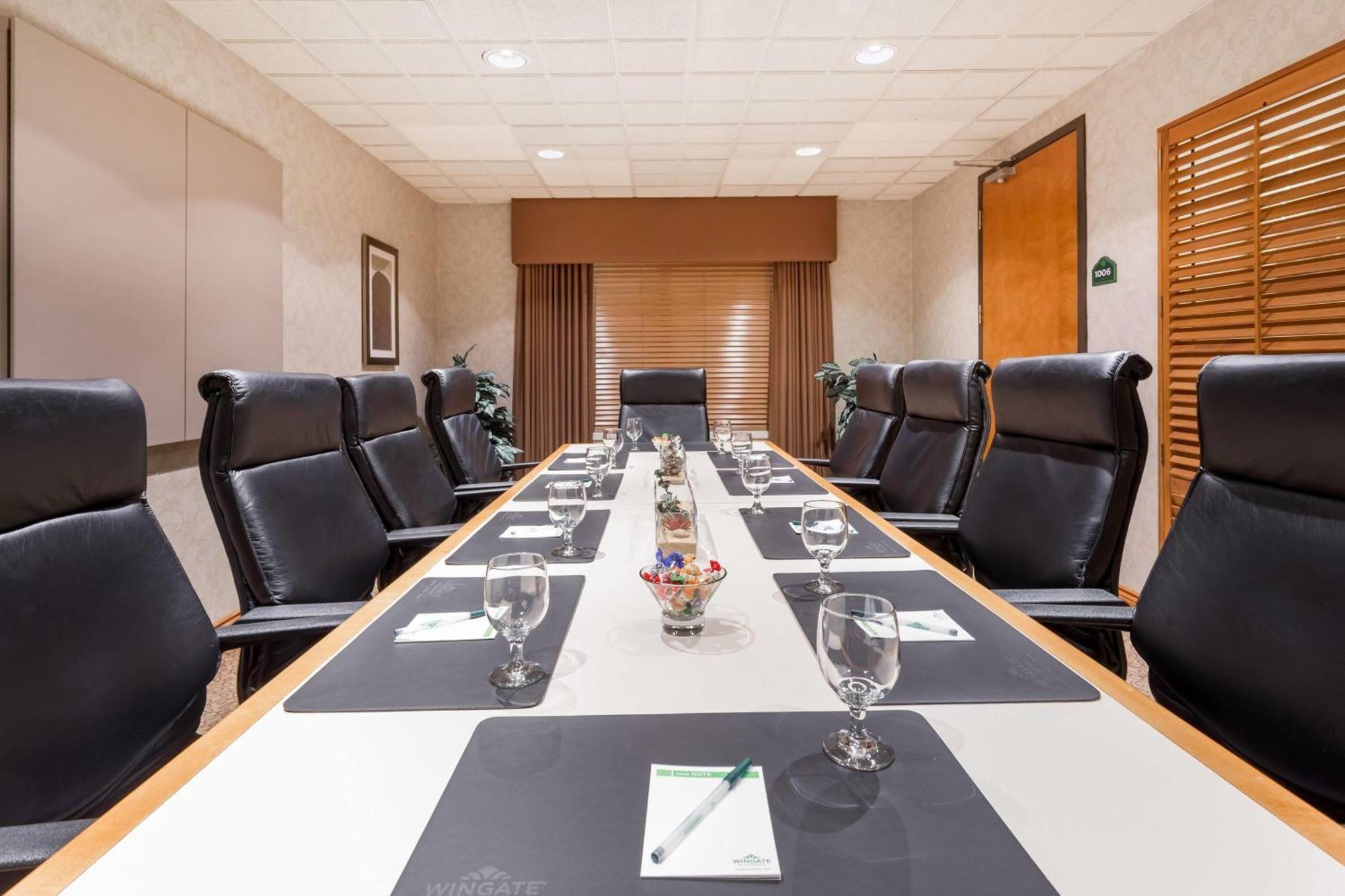 Hotel Wingate By Wyndham South Calgary